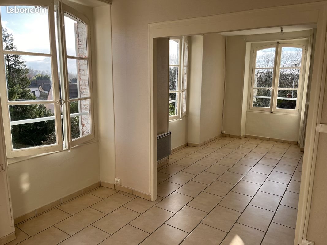 Appartement à louer, 35m², Joigny