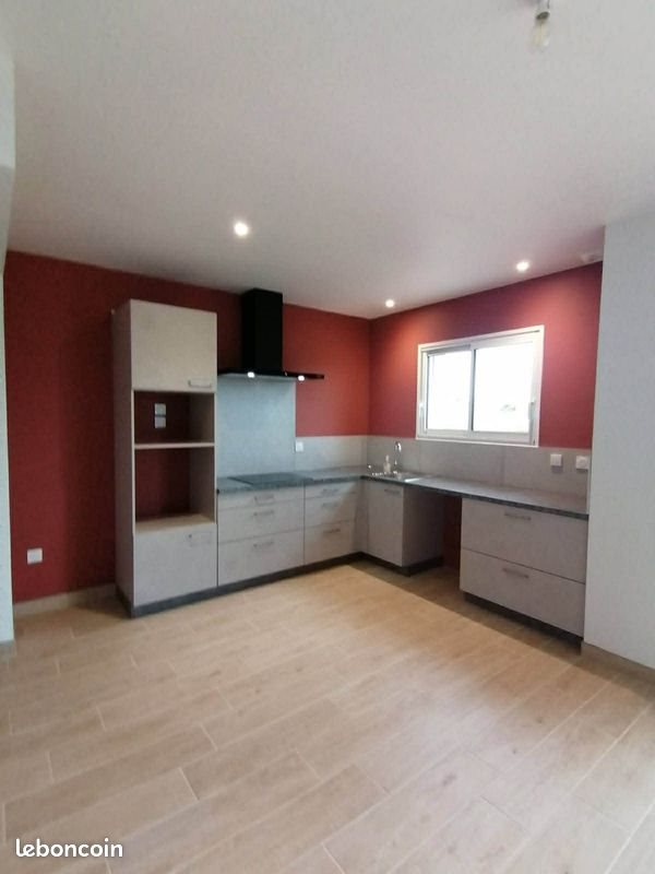 Maison à louer, 66m², Sanvensa