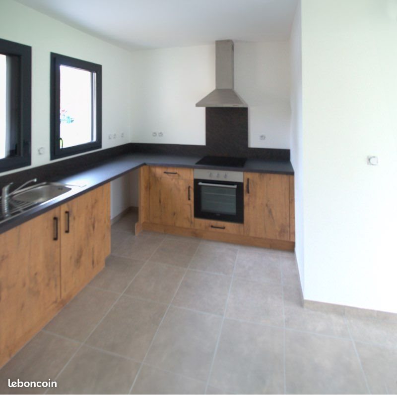 Appartement à louer, 110m², Saint-Claud