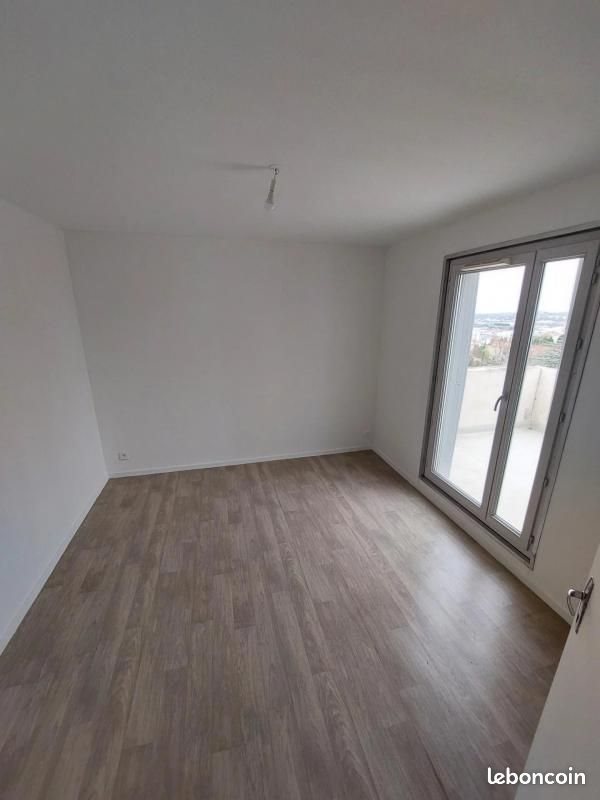 Appartement à louer, 74m², Saint-Etienne