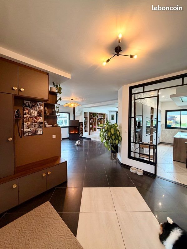 Maison à vendre, 220m², Neuville-sur-Sarthe