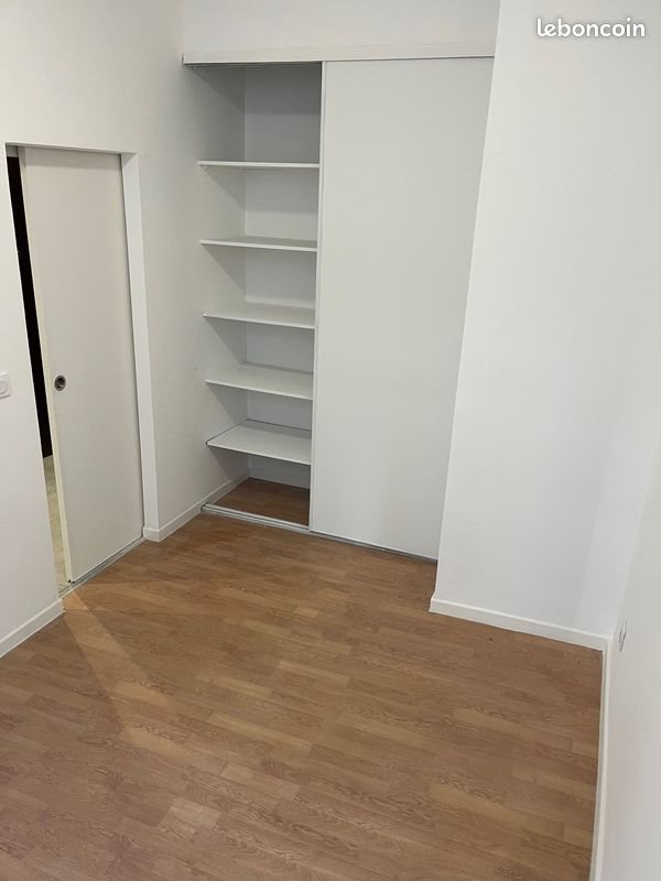 Appartement à louer, 37m², Marseille 1er