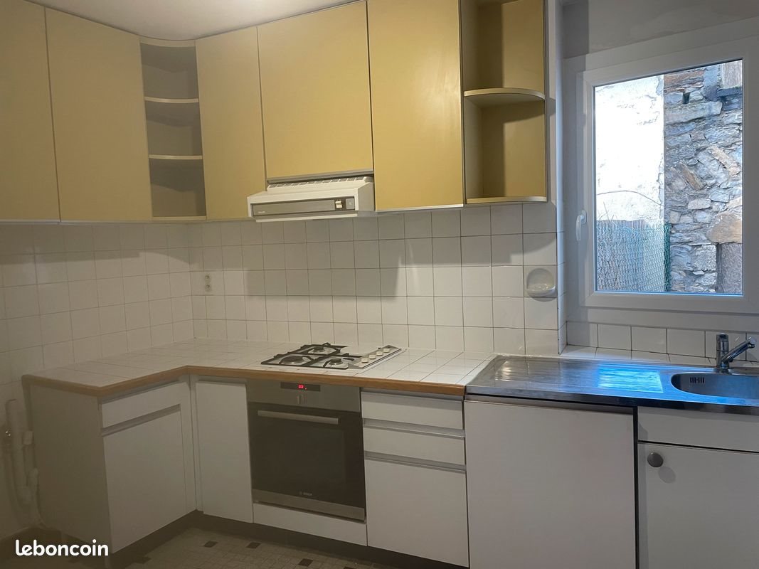 Appartement à louer, 59m², Millau