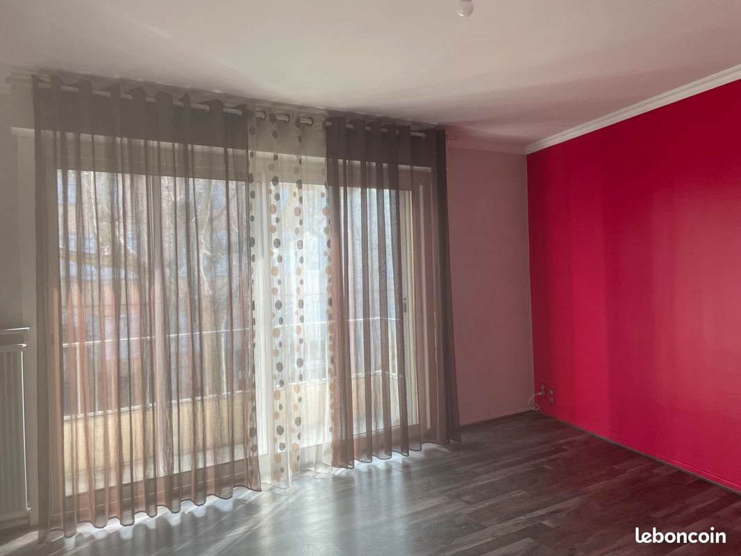 Appartement à louer, 59m², Millau