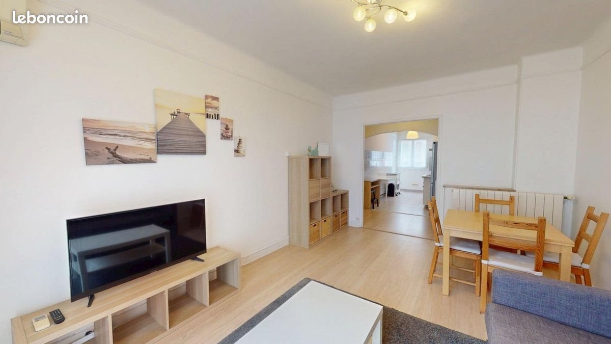 Appartement à louer, 61m², Marseille 5ème