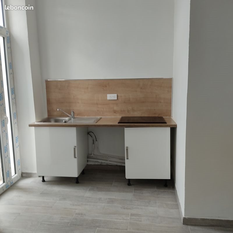 Appartement à louer, 18m², Marseille 3ème