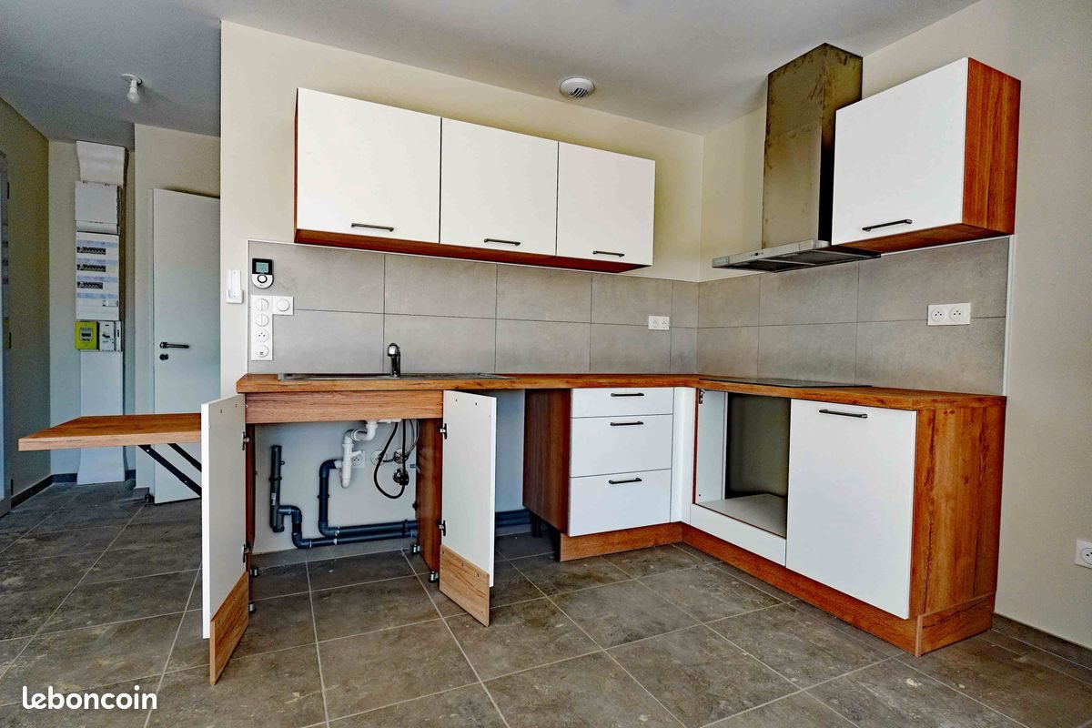 Maison à louer, 75m², Aguts