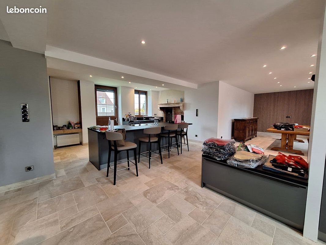 Maison à vendre, 300m², Saint-Amand-Montrond