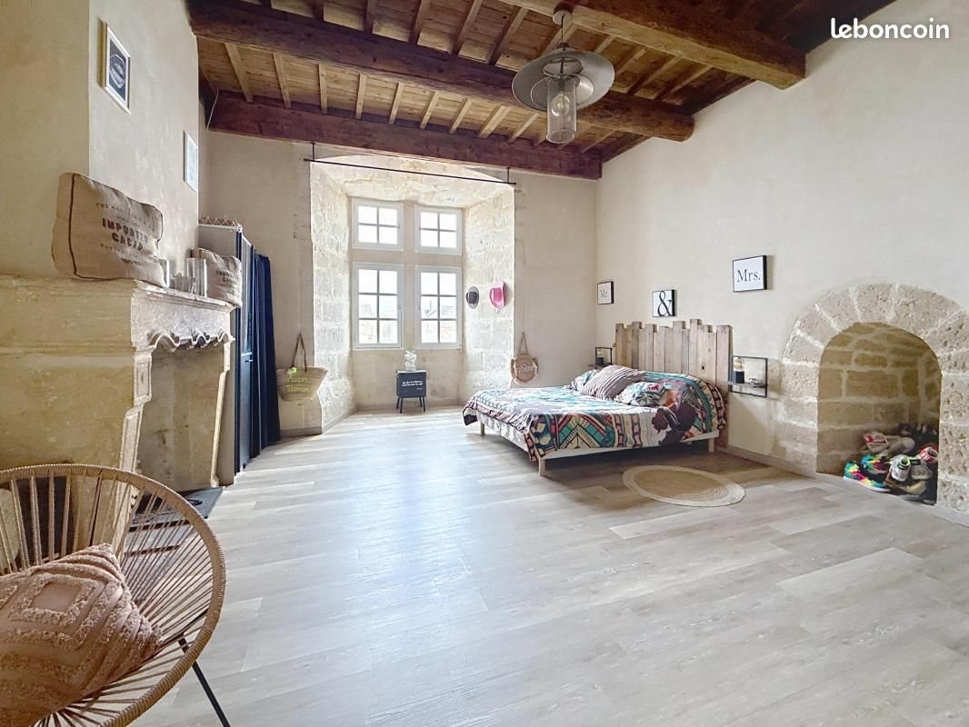 Appartement à vendre, 378m², Remoulins