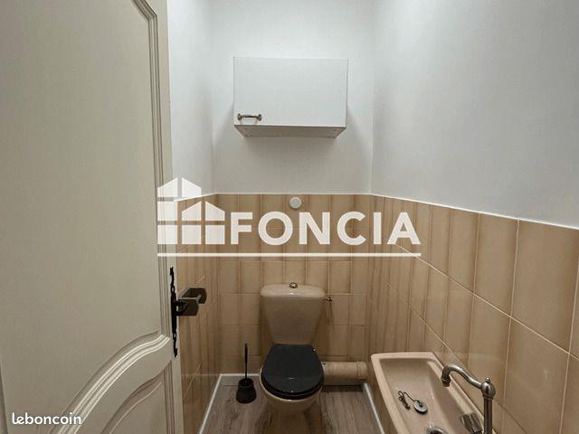 Maison à louer, 93m², Eyguières