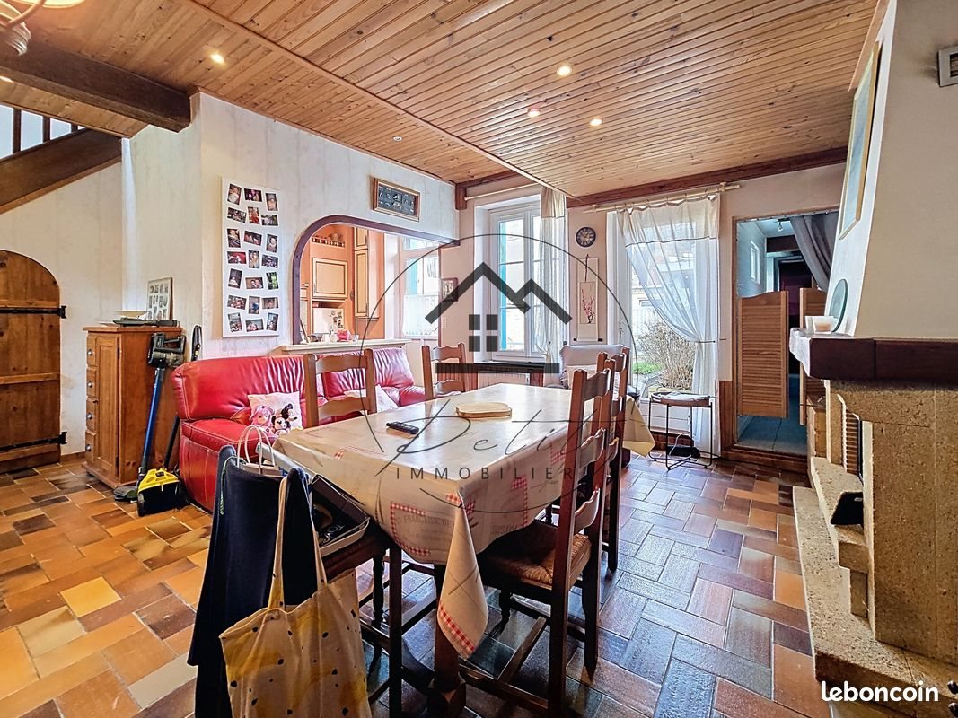Maison à vendre, 72m², Bury