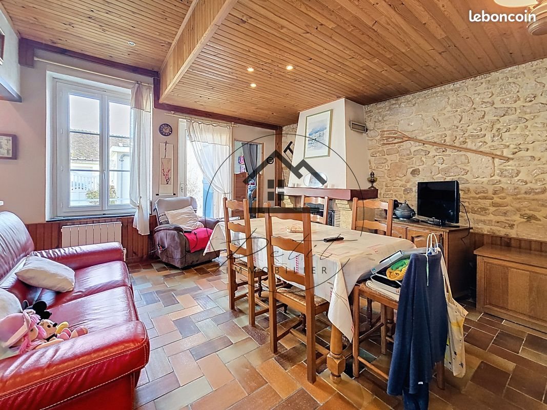 Maison à vendre, 72m², Bury