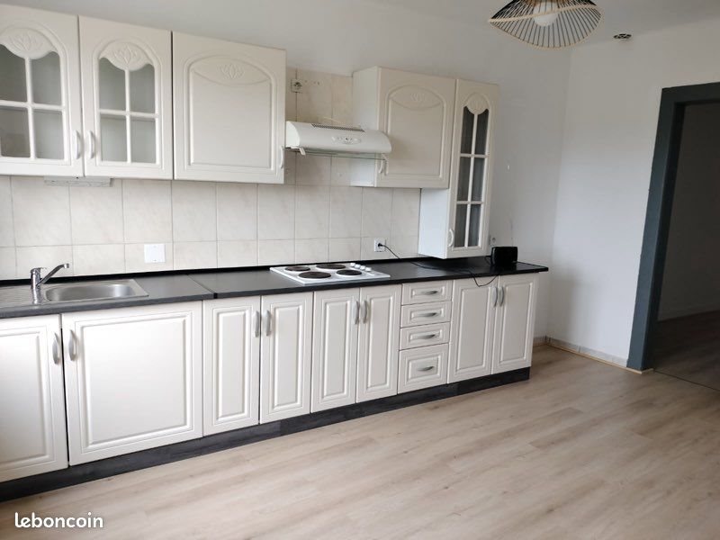 Appartement à louer, 63m², Keskastel