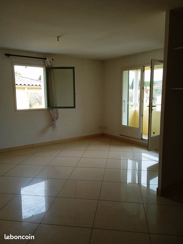 Appartement à vendre, 55m², Vinassan