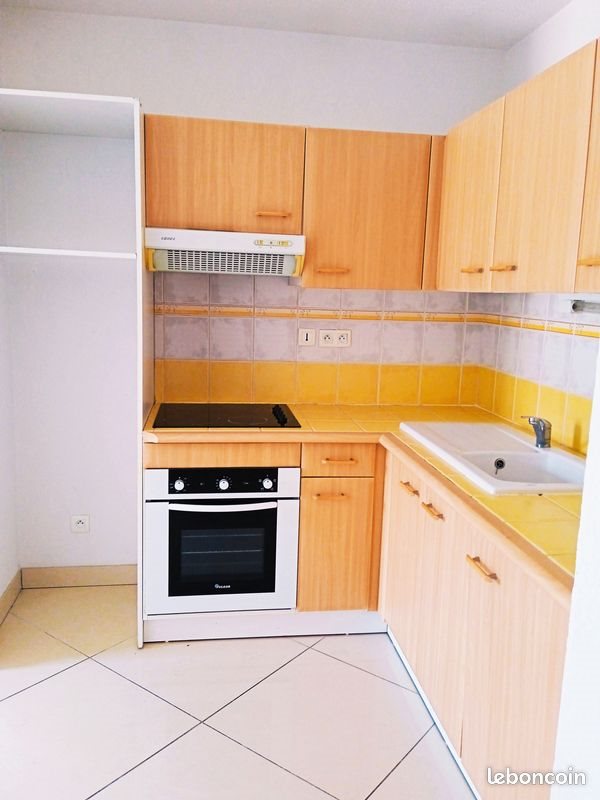 Appartement à vendre, 55m², Vinassan