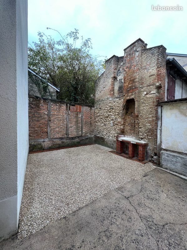 Maison à louer, 94m², Neuville-aux-Bois