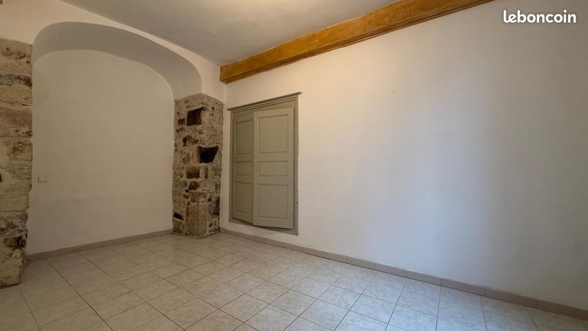 Appartement à louer, 37m², Aubenas