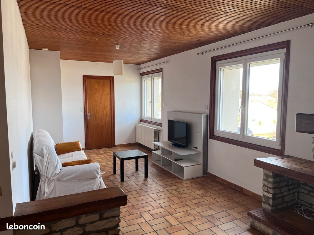 Appartement à louer, 63m², Angliers