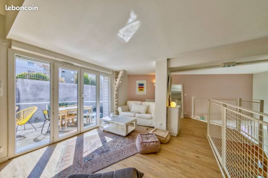 Maison à louer, 2000m², Saint-Avold
