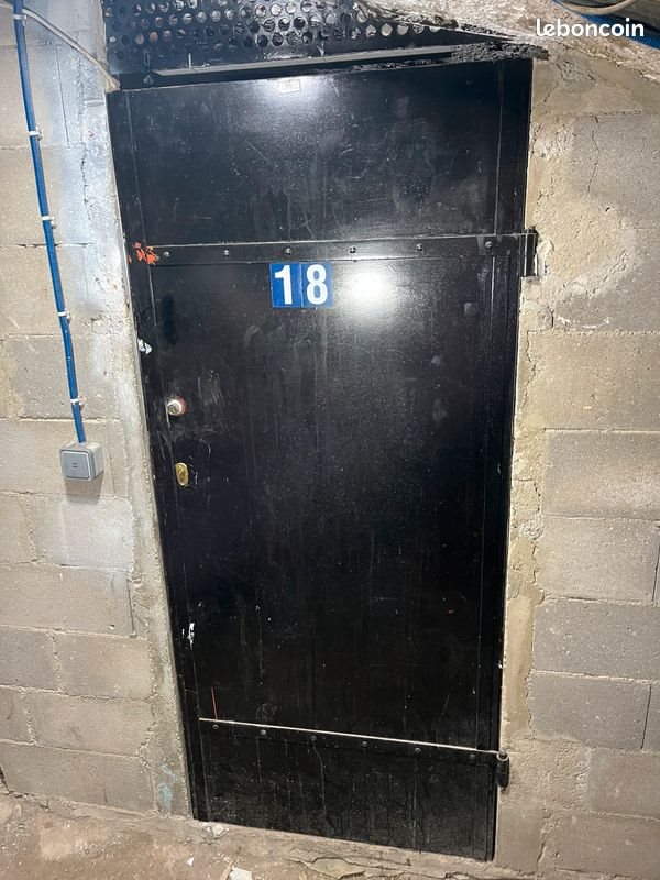 Maison à louer, 7m², Paris 9ème