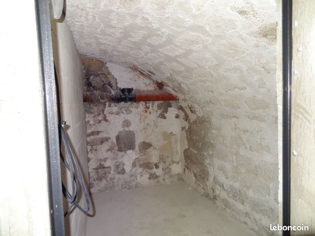 Maison à louer, 7m², Paris 9ème