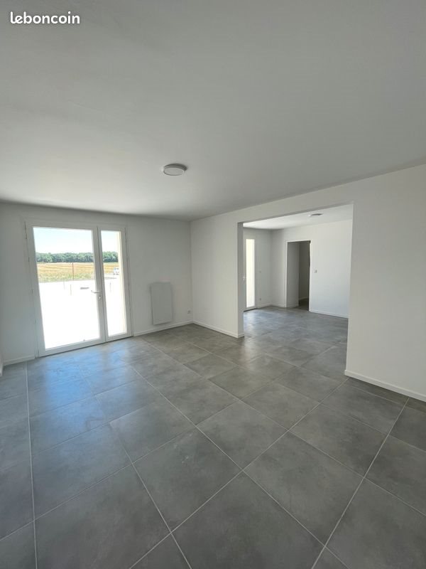 Maison à louer, 85m², Clion