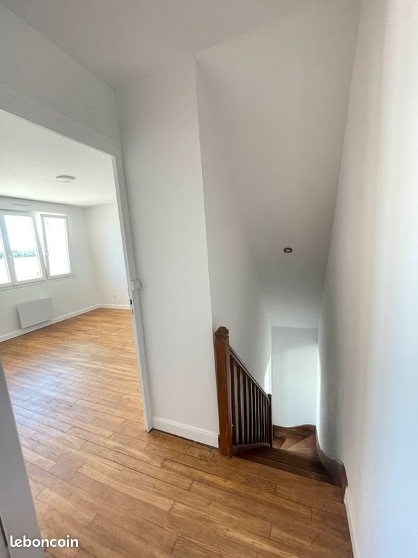 Maison à louer, 85m², Clion