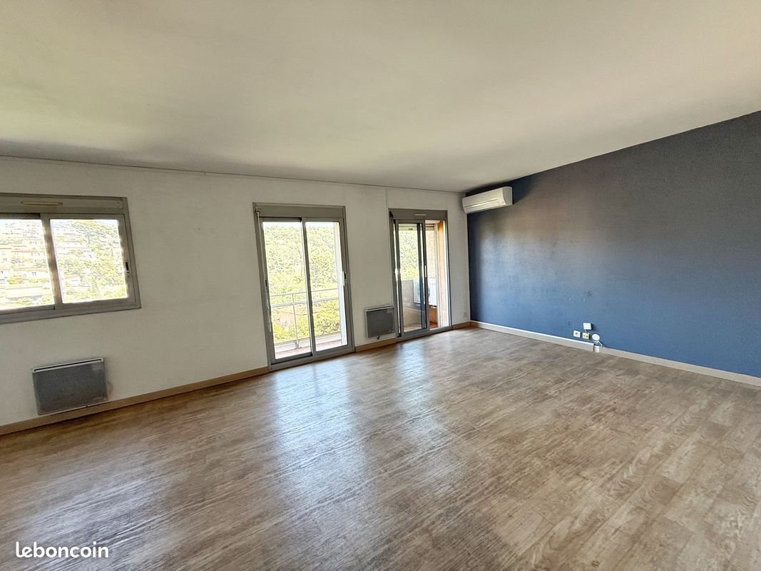 Appartement à louer, 75m², Toulon