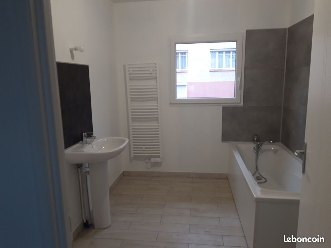 Maison à louer, 101m², Oissel