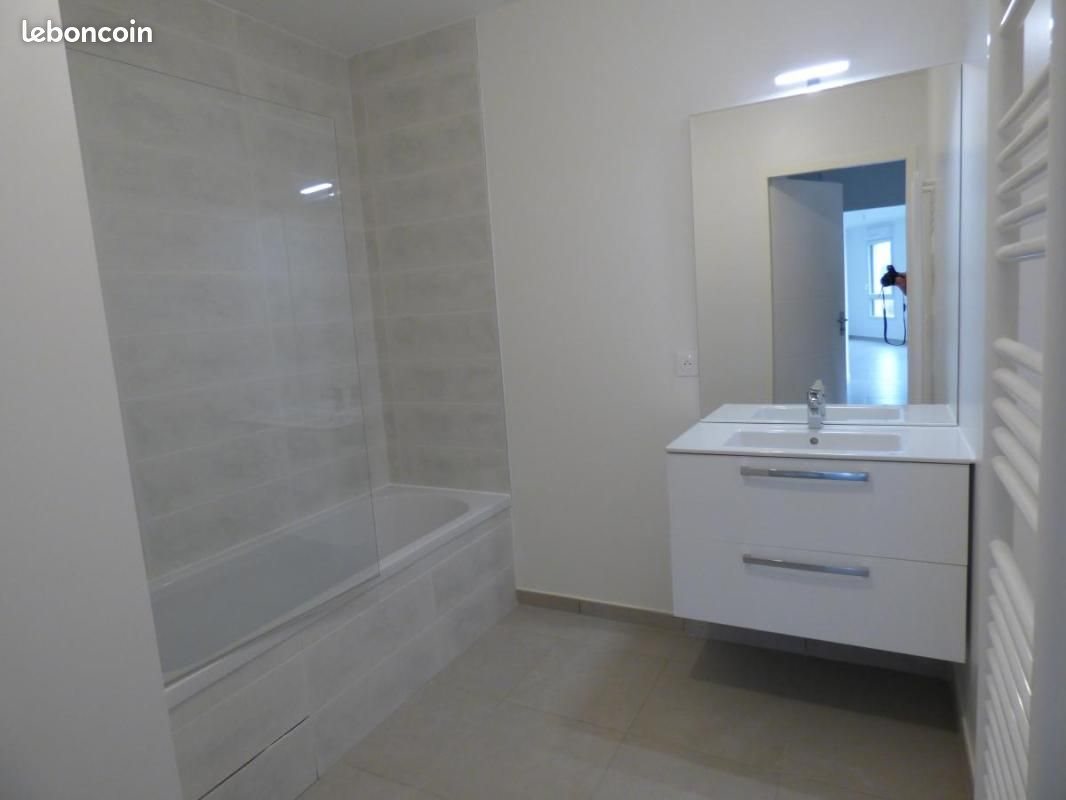 Appartement à louer, 116m², Cessy