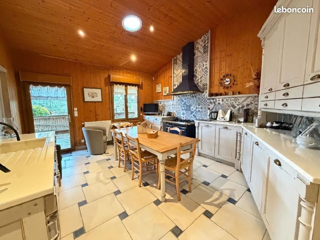 Maison à vendre, 247m², Ombrée d'Anjou