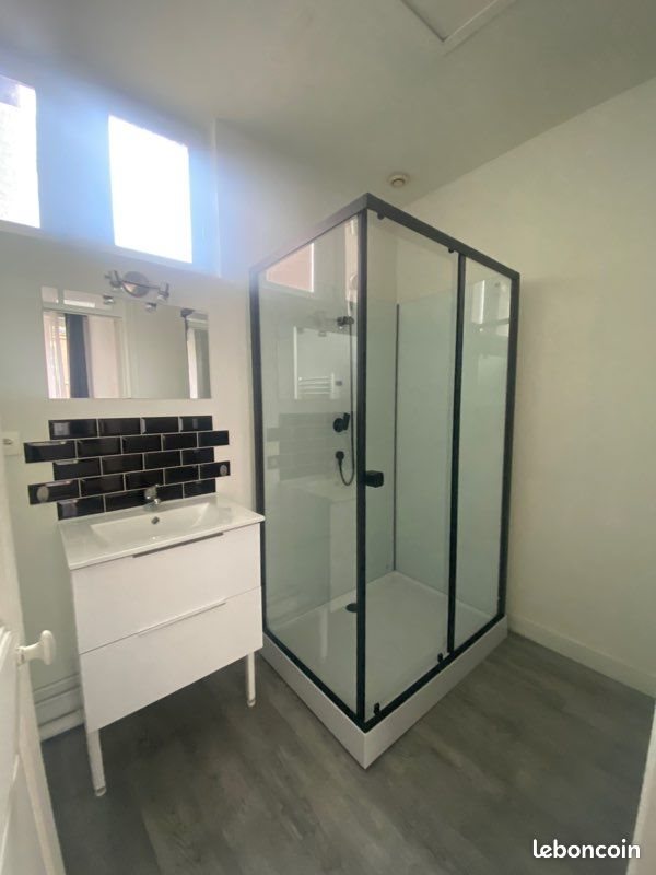 Maison à louer, 51m², Livarot