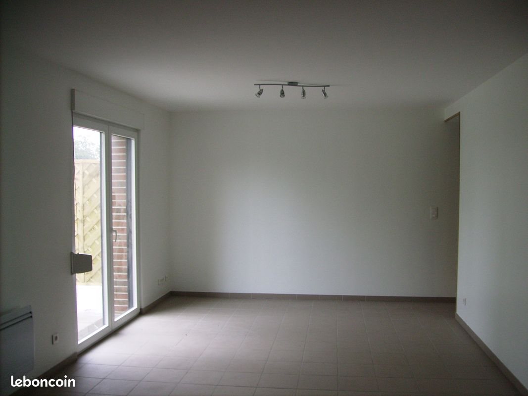 Maison à louer, 120m², Ecuélin