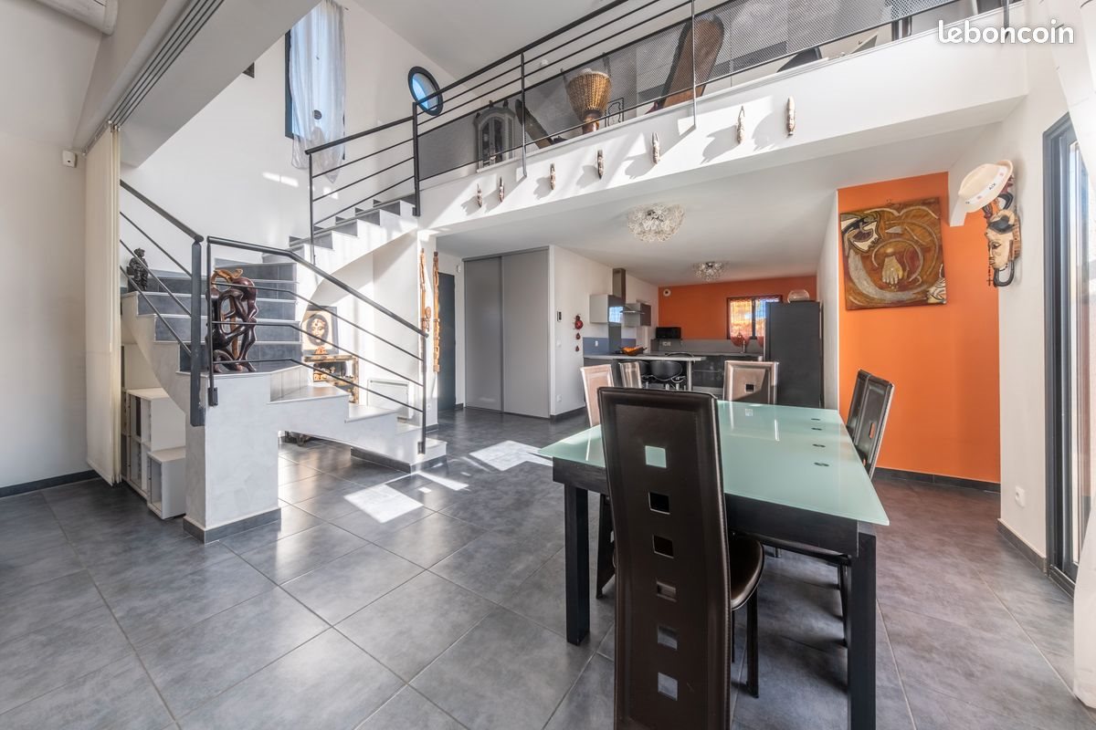 Maison à vendre, 143m², Le Puy-Sainte-Réparade