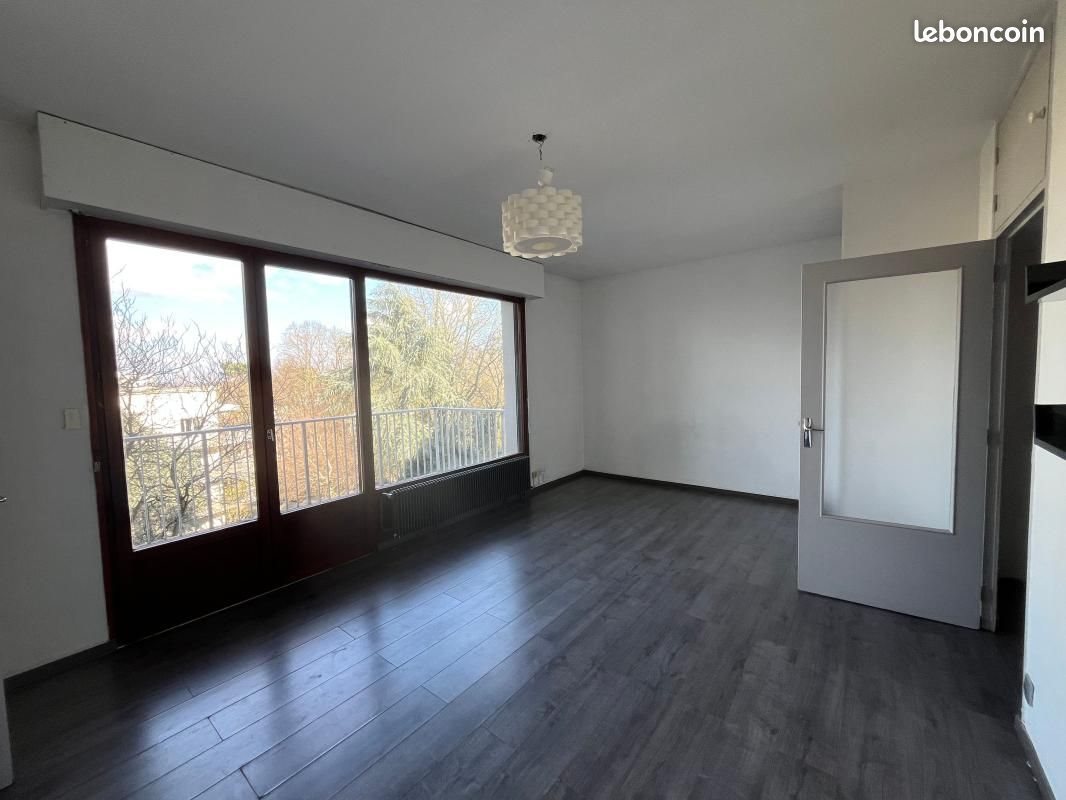 Appartement à louer, 28m², Lyon 9ème