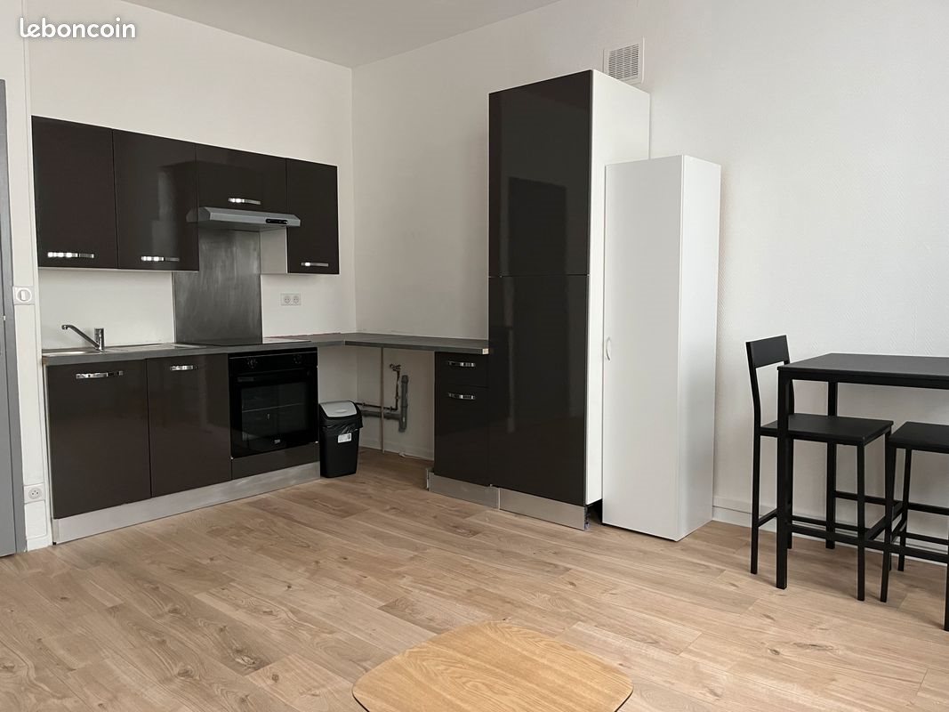 Appartement à louer, 29m², Reims