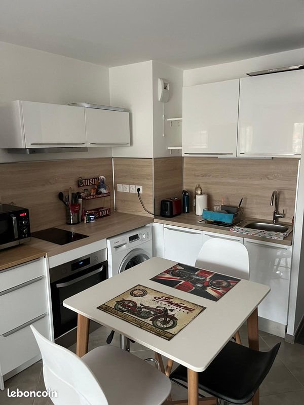Appartement à louer, 40m², Hyères
