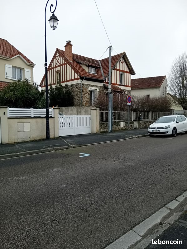 Maison à louer, 135m², Verneuil-l'Etang