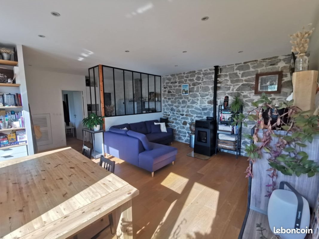 Appartement à vendre, 63m², Saint-Genest-Lerpt