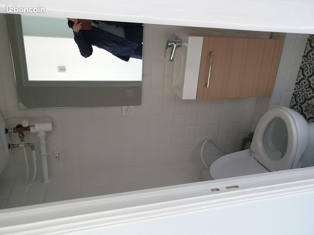 Appartement à louer, 14m², Paris 18ème