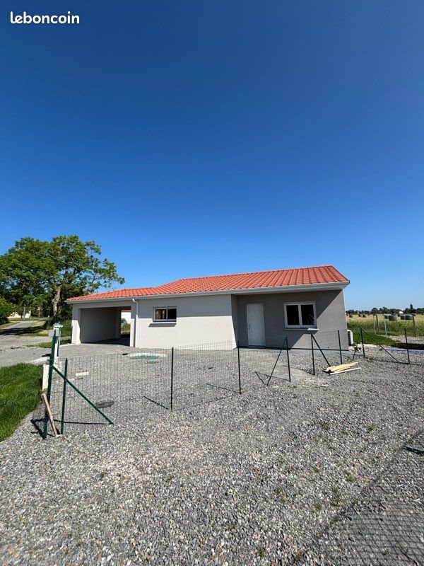 Maison à louer, 110m², Biozat