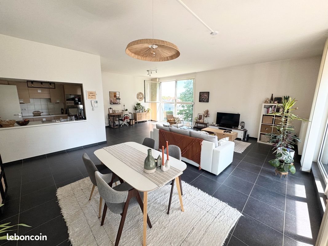 Appartement à louer, 115m², Neuville-en-Ferrain