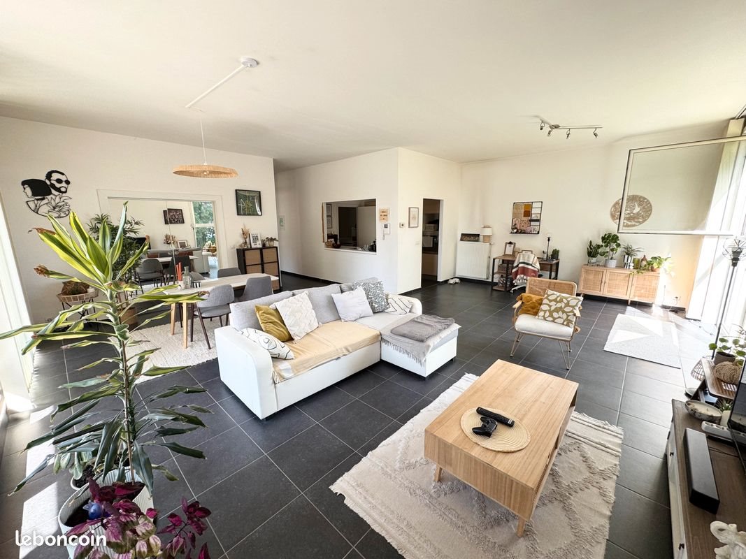 Appartement à louer, 115m², Neuville-en-Ferrain