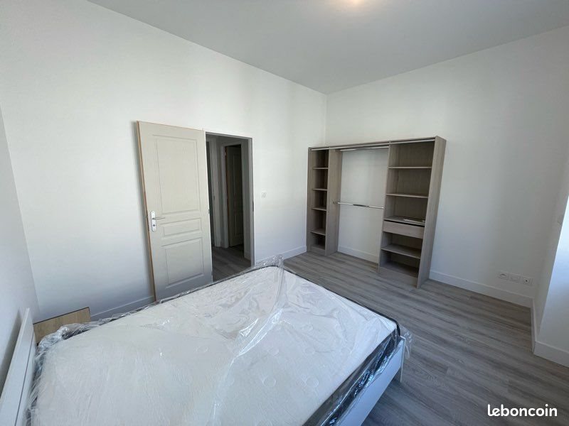 Appartement à louer, 45m², Labégude