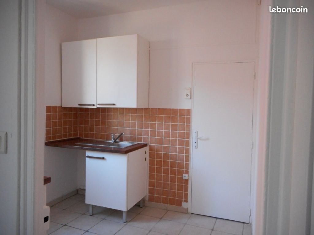 Appartement à louer, 40m², Marseille 7ème