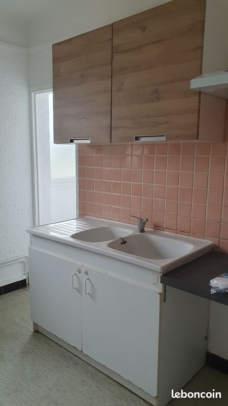 Appartement à louer, 70m², Monteux