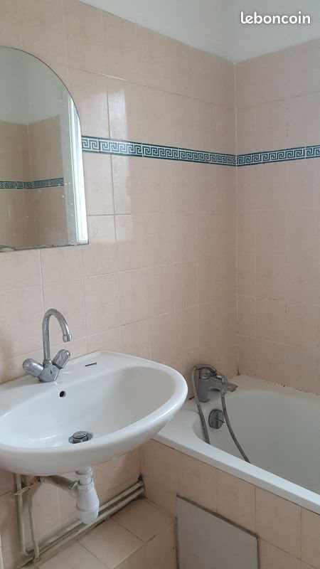 Appartement à louer, 70m², Monteux