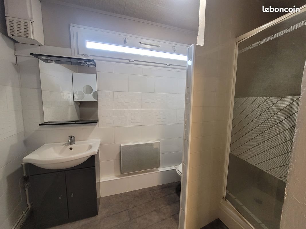 Appartement à louer, 35m², Croix-Chapeau