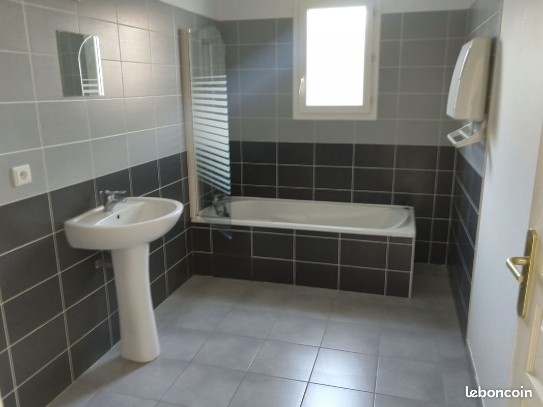 Maison à vendre, 99m², Villerest