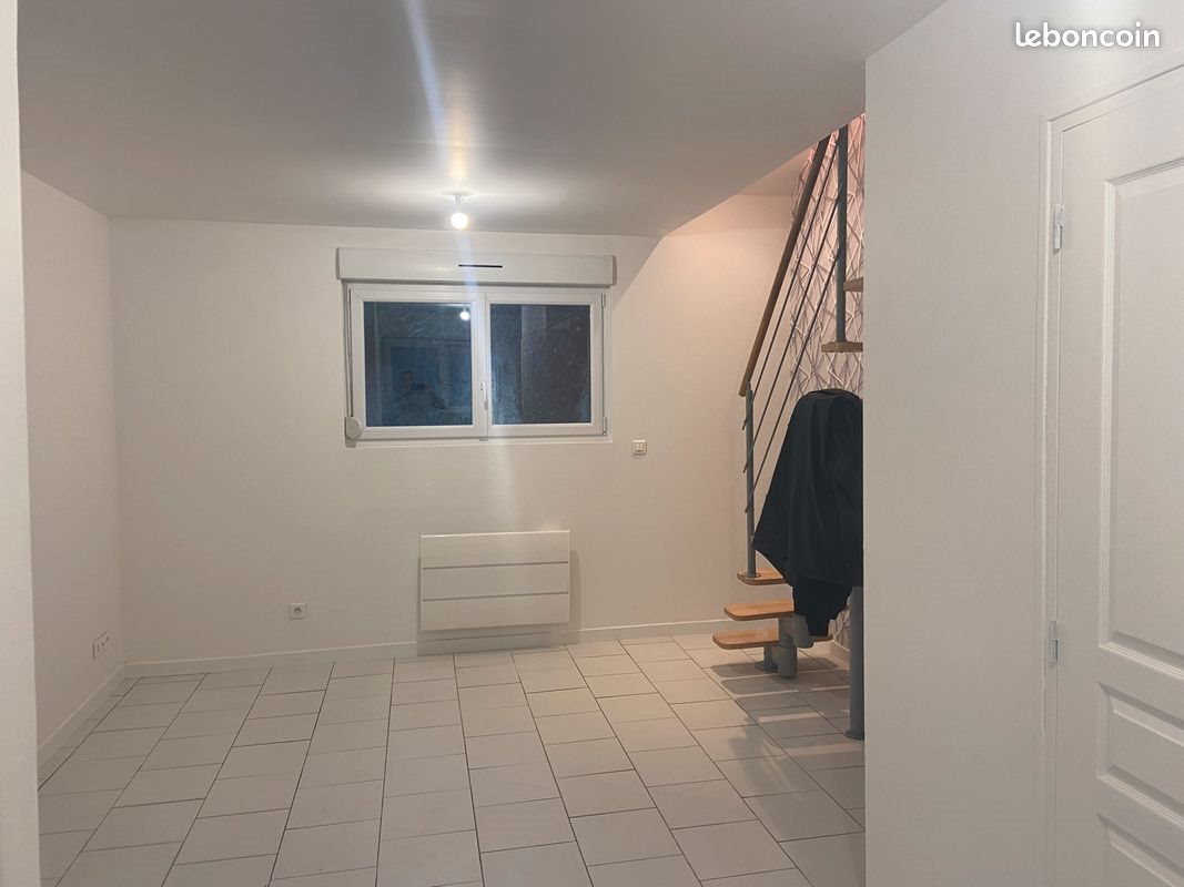 Appartement à louer, 36m², Roucy
